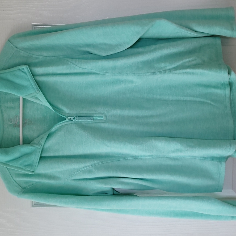 Women's pullover
